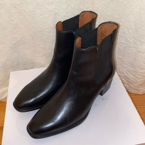 Women’s Frye Dara Chelsea Black Leather Booties